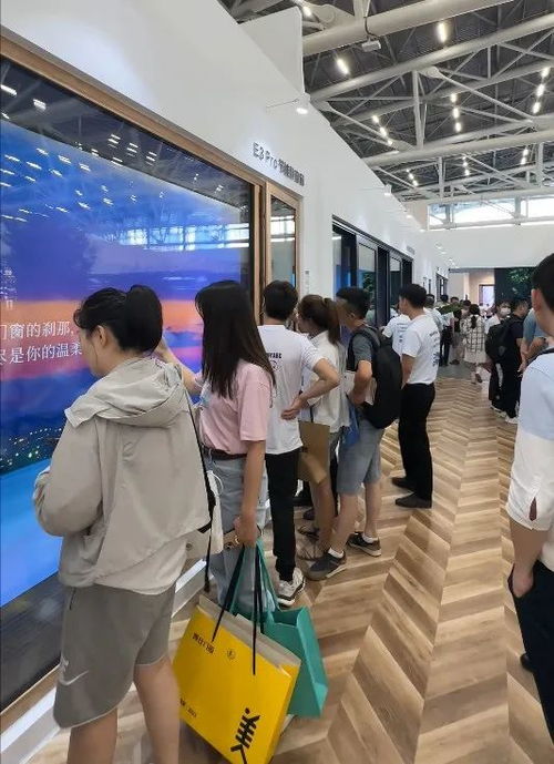 建博會(huì) 廣州 第一天,極景展位爆滿,成為焦點(diǎn) 門窗網(wǎng)